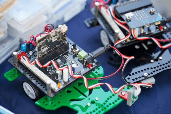 Role of embedded systems in VCU design | Dorleco | VCU Supplier